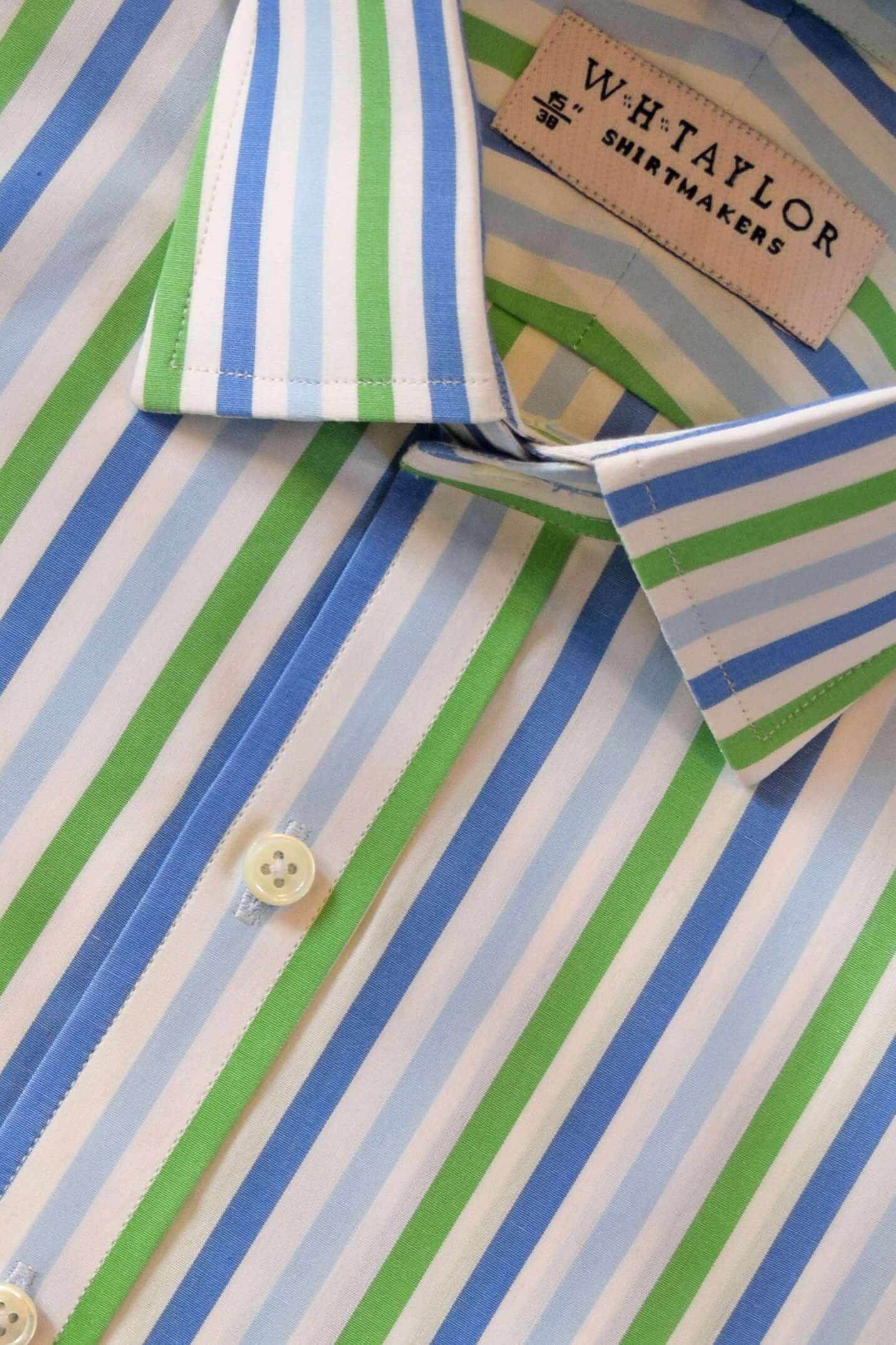 Maßgeschneidertes Popeline-Herrenhemd mit himmelblauen und gelben Bonbonstreifen